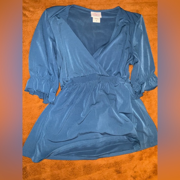 Oh Baby by Motherhood Maternity Blue Faux Wrap V-Neck Blouse Perfect for Photos - Picture 7 of 10